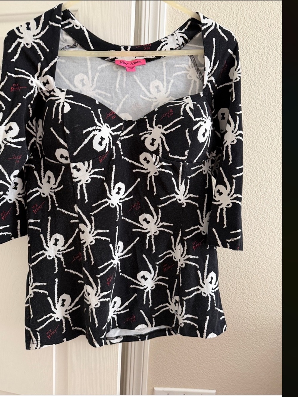 Betsey Johnson Black & White Spider-Print Sweetheart Neck Top with 3/4 Sleeves